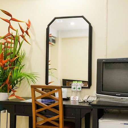 Palm Ville Pass Up Mansion Chonburi Zewnętrze zdjęcie