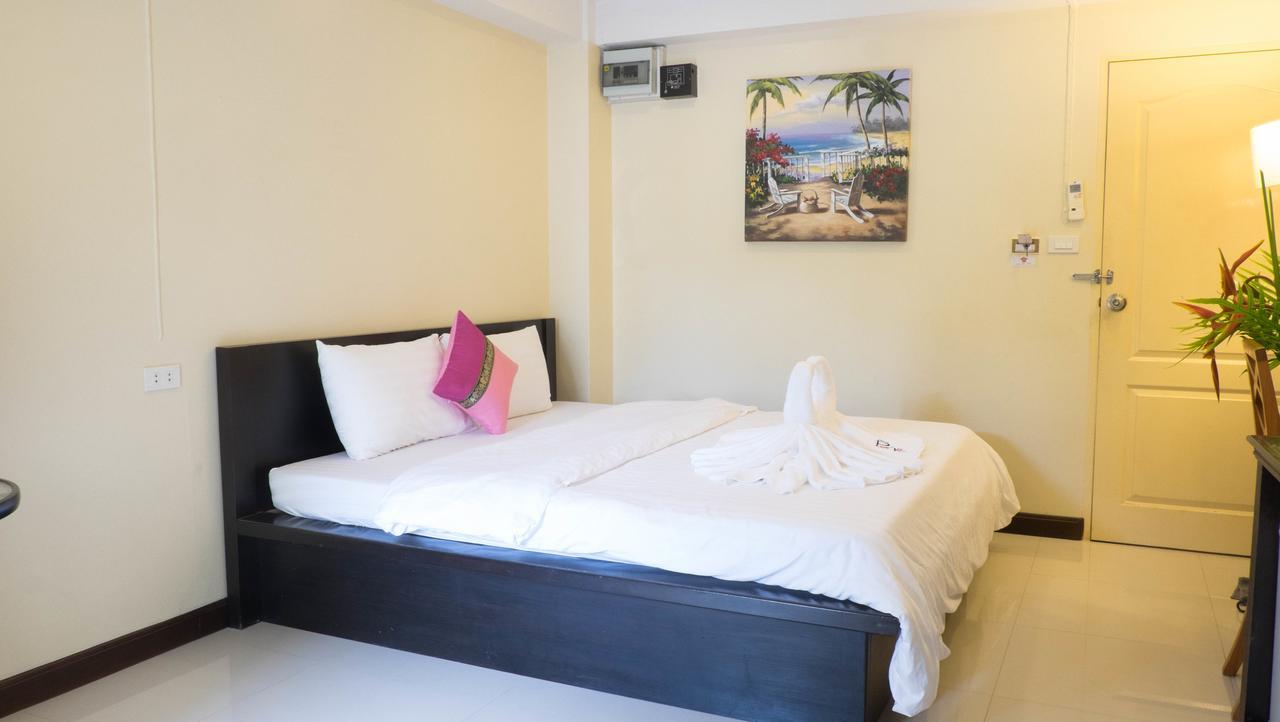 Palm Ville Pass Up Mansion Chonburi Zewnętrze zdjęcie