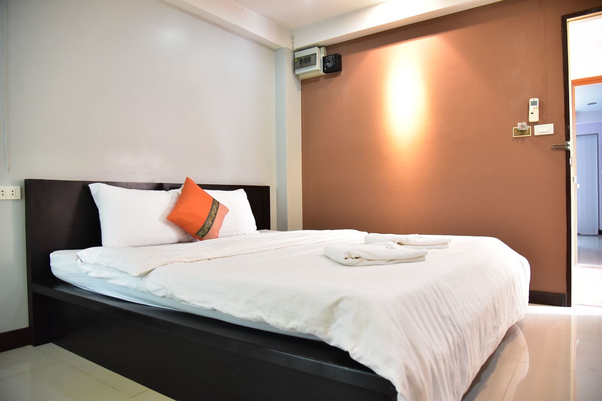 Palm Ville Pass Up Mansion Chonburi Zewnętrze zdjęcie